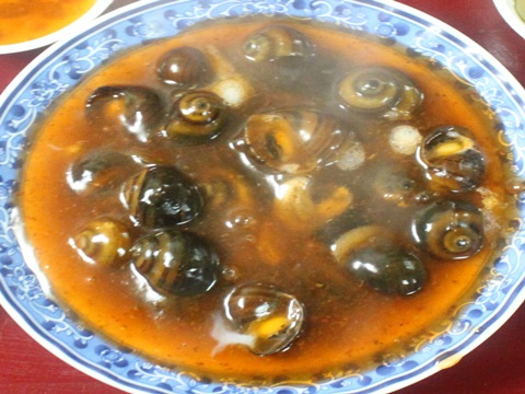 Địa điểm nhâm nhi ốc ngon ngày lạnh ở Hà thành