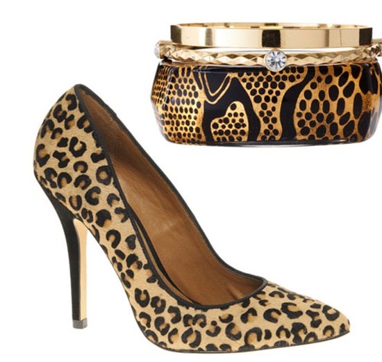 Bắt kịp xu hướng giày cao gót đẹp mê ly cho quý cô công sở Bắt kịp xu hướng giày cao gót đẹp mê ly cho quý cô công sở