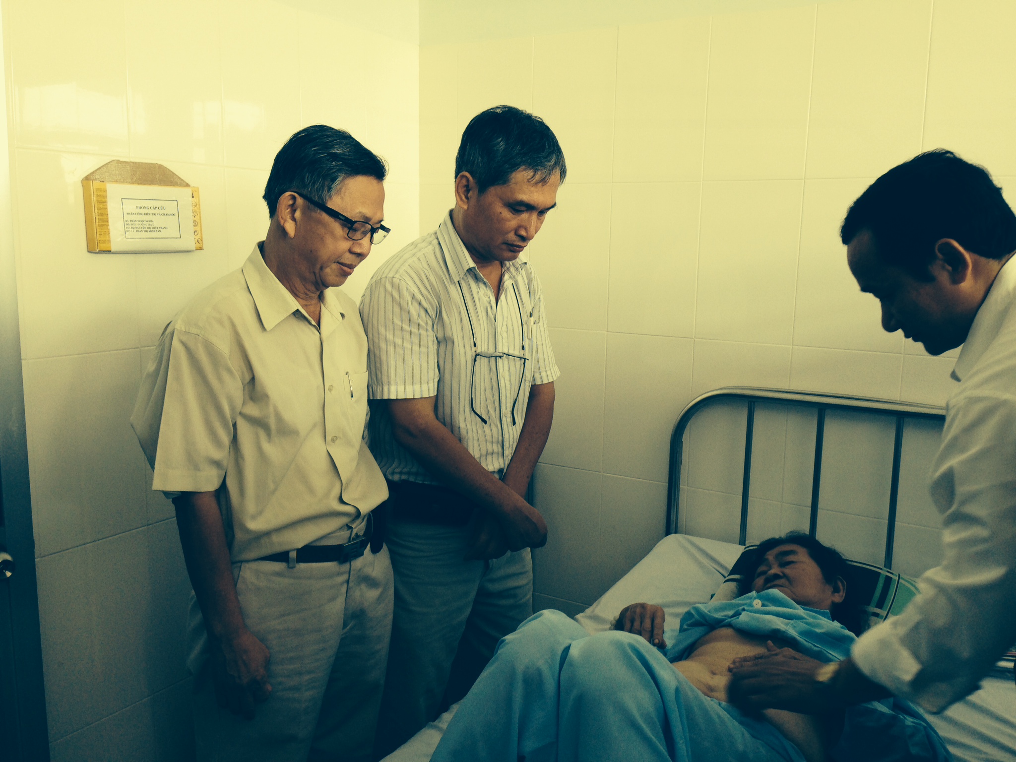 Hội chẩn liên viện trường hợp cụ bà 76 tuổi mang thai gần 30 năm