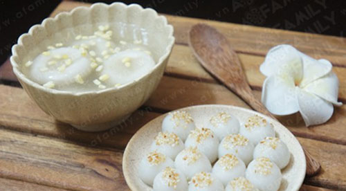Tự tay làm bánh trôi, bánh chay cho Tết Hàn thực Tự tay làm bánh trôi, bánh chay cho Tết Hàn thực
