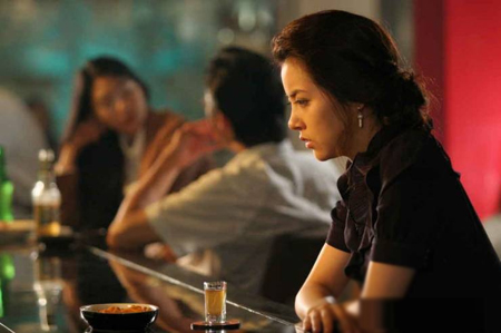 Chồng tôi quan hệ bất thường với chị bạn thân Chồng tôi quan hệ bất thường với chị bạn thân