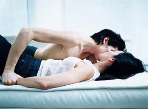 Yêu vợ nhưng vẫn 'ra ngoài' vì nhu cầu tình dục cao Yêu vợ nhưng vẫn 'ra ngoài' vì nhu cầu tình dục cao