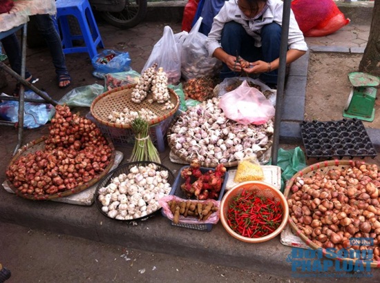 Thêm cửa hàng Việt treo biển tẩy chay hàng Trung Quốc