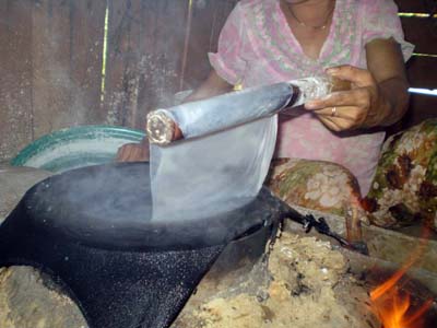 Thưởng thức bánh mướt xáo lòng – đặc sản xứ nghệ