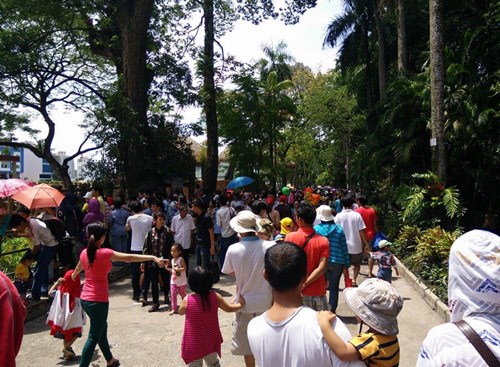 Quốc tế Thiếu nhi (1/6): Đưa con đi “ngắm người”