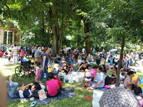 Quốc tế Thiếu nhi (1/6): Đưa con đi “ngắm người”