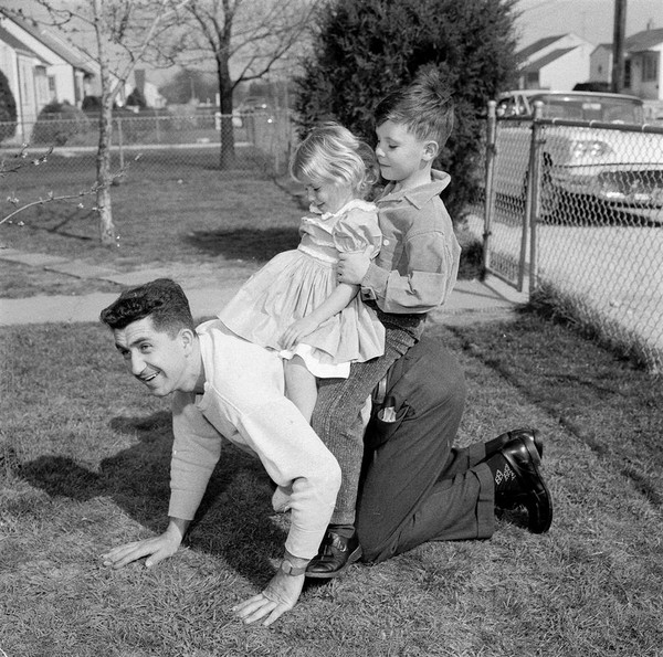 Những hình ảnh ấm áp về tình cha con Những hình ảnh ấm áp về tình cha con