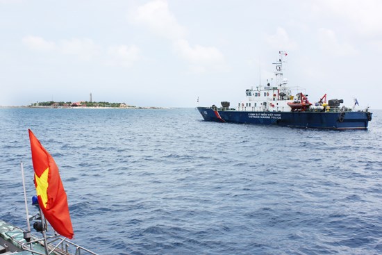 Niềm vui lớn của gia đình thuyền trưởng tàu Cảnh sát biển 4033