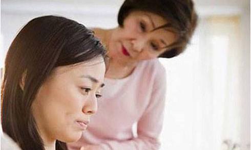 Âm mưu thâm hiểm của mẹ khiến vợ tôi hư thai