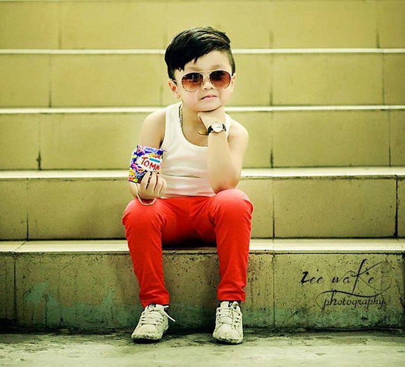 Gu thời trang chất không đợi tuổi của fashion icon nhí Gu thời trang chất không đợi tuổi của fashion icon nhí