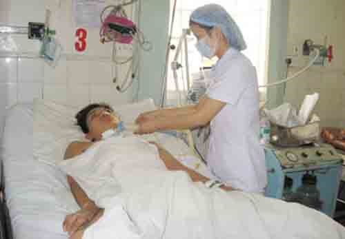 Hôn mê một năm ròng, tỉnh lại chỉ gọi tên chồng Hôn mê một năm ròng, tỉnh lại chỉ gọi tên chồng