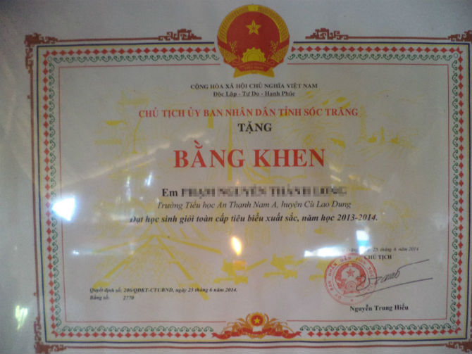 Nỗi đau tột cùng của người mẹ có con tự tử vì cô giáo mắng oan?