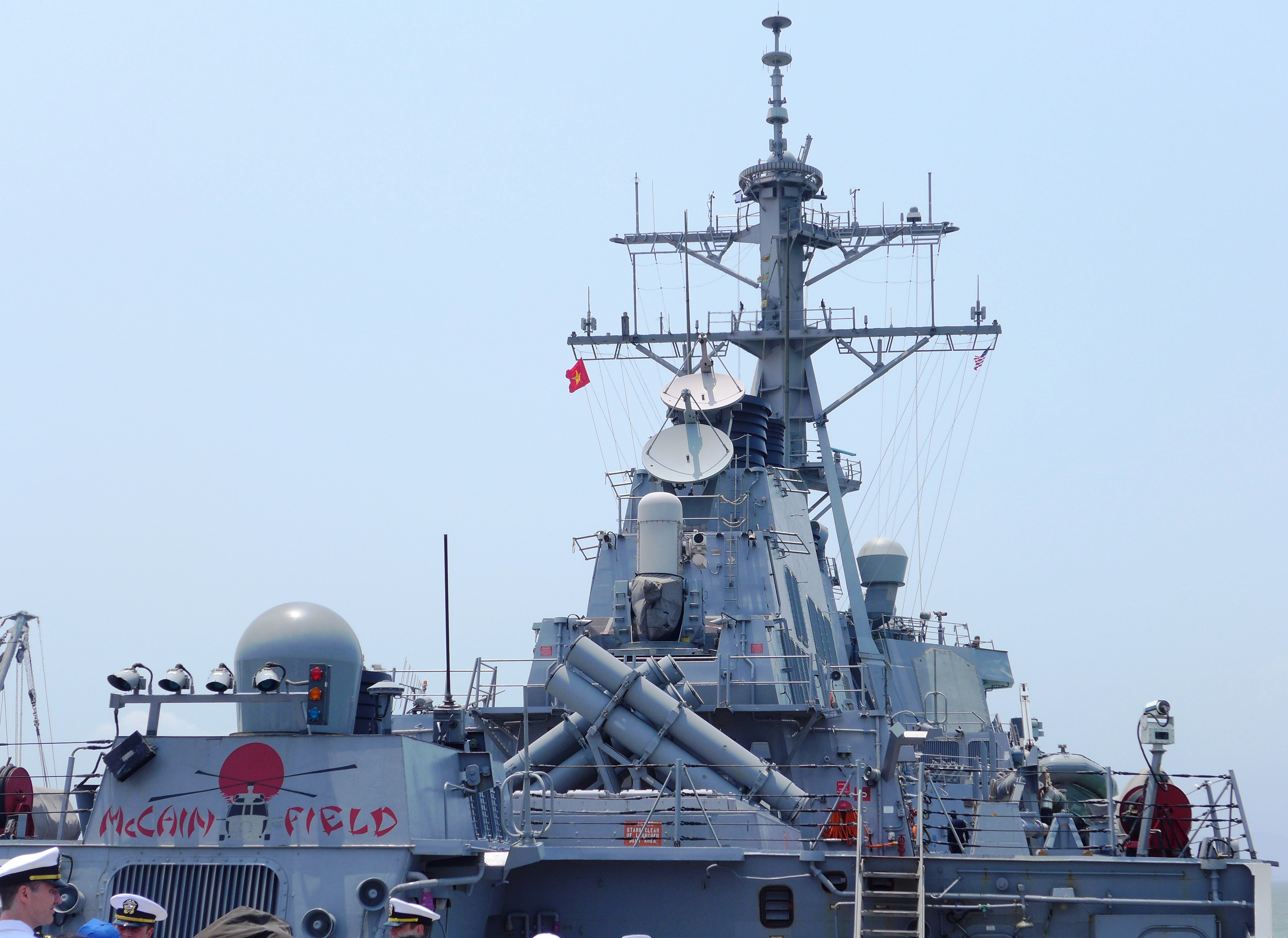 Chiến hạm Hoa Kỳ USS John S. McCain thăm Đà Nẵng