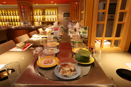 Hà Nội: Nhà hàng lẩu băng chuyền dùng thực phẩm hết Hà Nội: Nhà hàng lẩu băng chuyền dùng thực phẩm hết