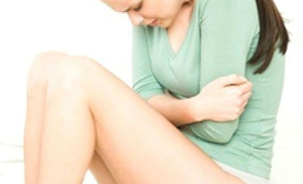 Chồng nhẫn tâm dùng dao rạch Chồng nhẫn tâm dùng dao rạch