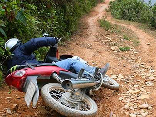 Phượt nữ và những hiểm họa trên đường Phượt nữ và những hiểm họa trên đường