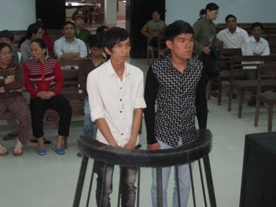 Sinh viên trường y dính vòng lao lý vì giúp bạn cướp lại xe