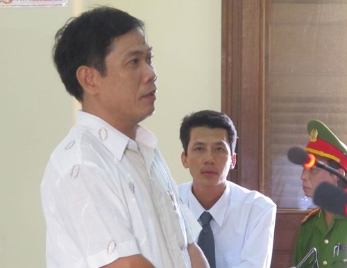 Phú Yên: Đình chỉ phó Công an TP để cấp dưới dùng nhục hình Phú Yên: Đình chỉ phó Công an TP để cấp dưới dùng nhục hình