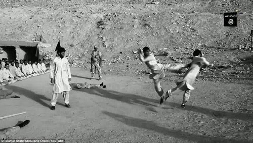 chùm ảnh lò huấn luyện chiến binh Nhà nước Hồi giáo chùm ảnh lò huấn luyện chiến binh Nhà nước Hồi giáo
