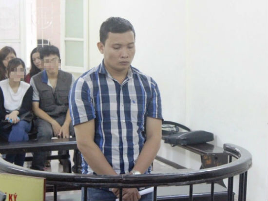 Ngồi tù vì truyền bá văn hóa phẩm đồi trụy Ngồi tù vì truyền bá văn hóa phẩm đồi trụy