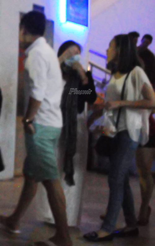 Paparazzi: Vy Oanh đã có thai, về nước đi xem kịch? Paparazzi: Vy Oanh đã có thai, về nước đi xem kịch?