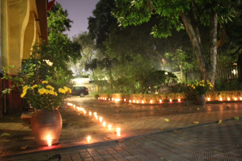 Người dân nghẹn ngào trong ngày giỗ đầu Đại Tướng Võ Nguyên Giáp