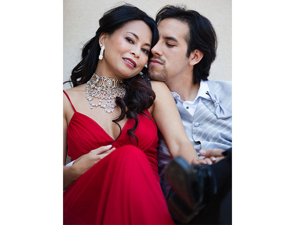 7 lý do “trai tân” muốn hẹn hò phụ nữ đã kết hôn