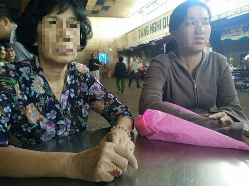 TP.HCM: Tẩm xăng tự thiêu trước trụ sở công an quận TP.HCM: Tẩm xăng tự thiêu trước trụ sở công an quận