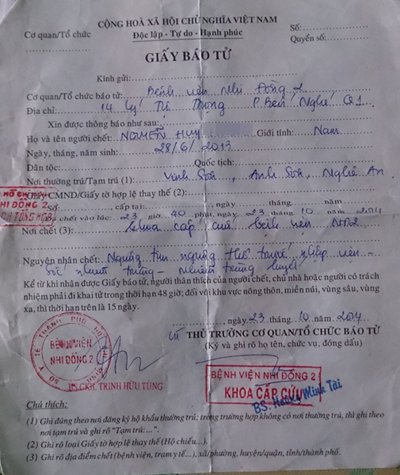 'Bác sĩ nói không sao, cuối cùng con tôi chết'