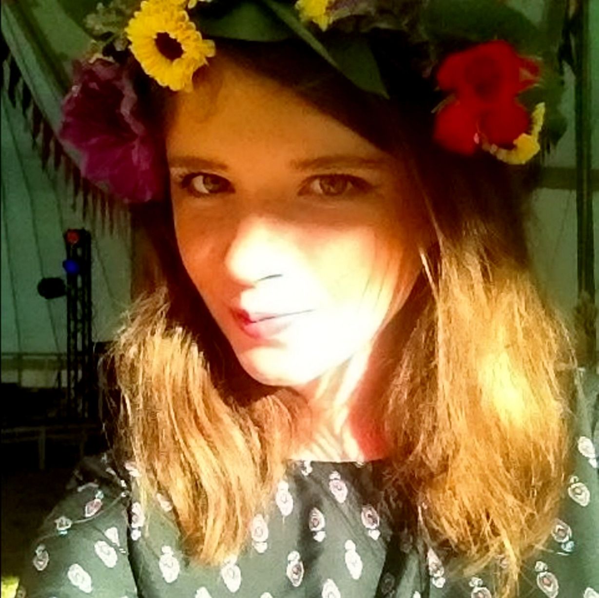 Nữ sinh bị đánh cắp ảnh trên Facebook để quảng cáo web “đen”