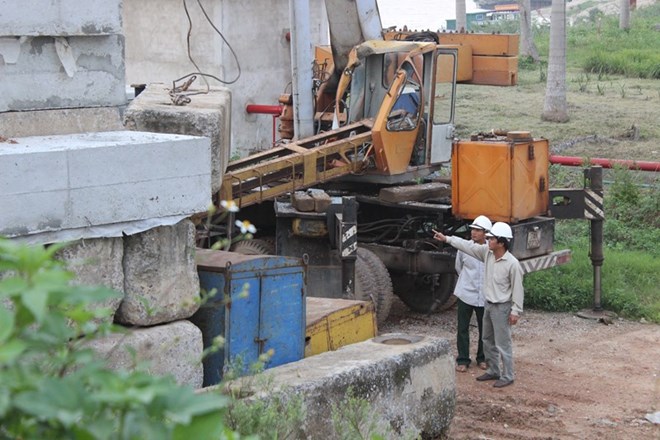 Quảng Trị: Đứt dây cáp cần cẩu, một người trọng thương