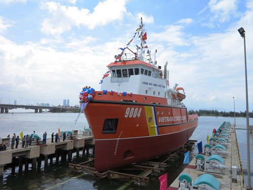 Hạ thủy tàu cứu hộ hiện đại CSB 9004 tại Đà Nẵng Hạ thủy tàu cứu hộ hiện đại CSB 9004 tại Đà Nẵng