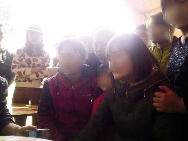 Vết trượt dài của con gái và cái chết đầy bi kịch của người cha