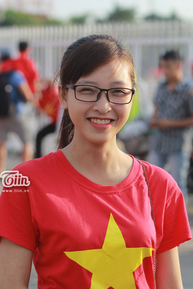 Những bóng hồng xinh đẹp của Việt Nam trên SVĐ Mỹ Đình