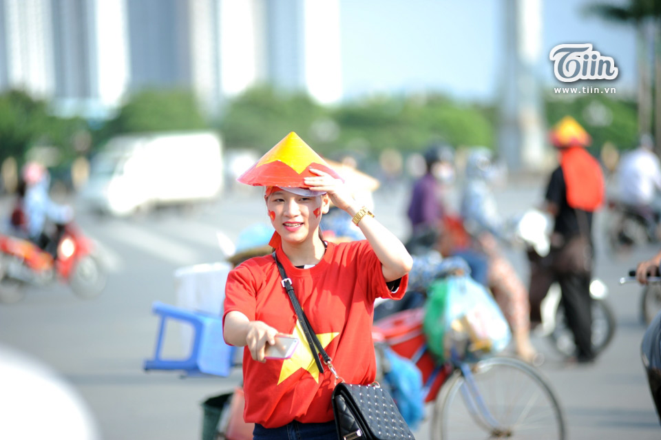 Những bóng hồng xinh đẹp của Việt Nam trên SVĐ Mỹ Đình