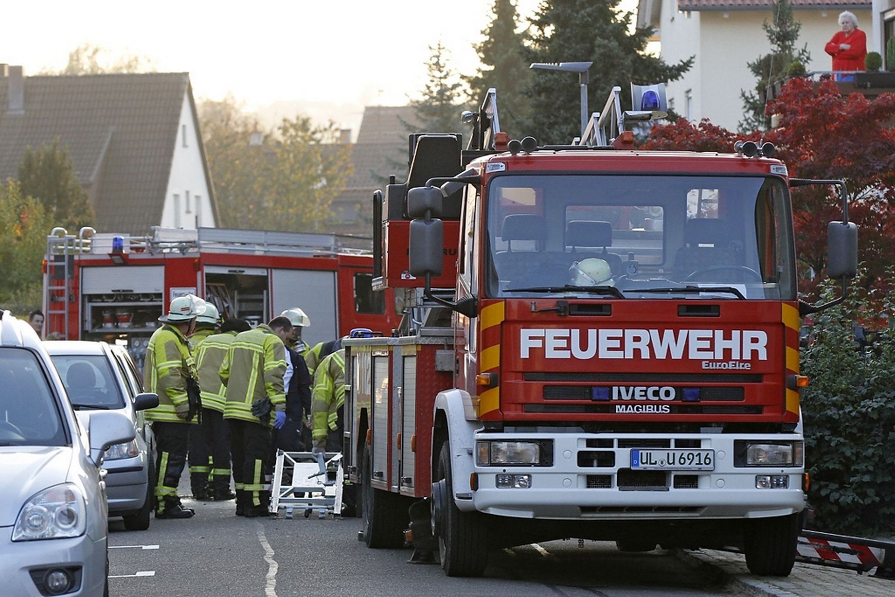 “Hành trình” giải cứu cụ ông nặng 160 kg bị trúng khí độc