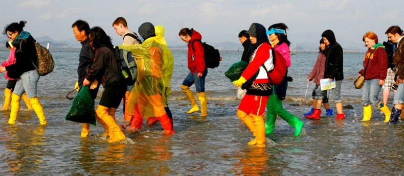 Kỳ diệu con đường chia đôi biển, nối liền hai đảo ở Hàn Quốc