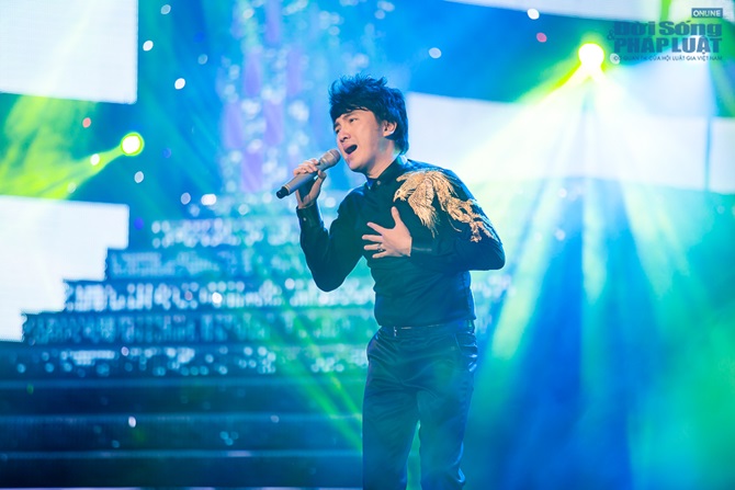 No mắt – đã tai với Vân Sơn 51 “Mùa Thu Tình Yêu – Fall in Love No mắt – đã tai với Vân Sơn 51 “Mùa Thu Tình Yêu – Fall in Love