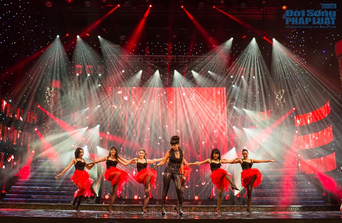 No mắt – đã tai với Vân Sơn 51 “Mùa Thu Tình Yêu – Fall in Love No mắt – đã tai với Vân Sơn 51 “Mùa Thu Tình Yêu – Fall in Love