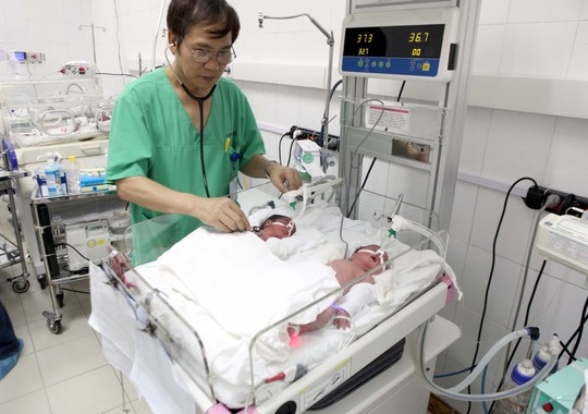 Những ca sinh tư hiếm gặp ở Việt Nam