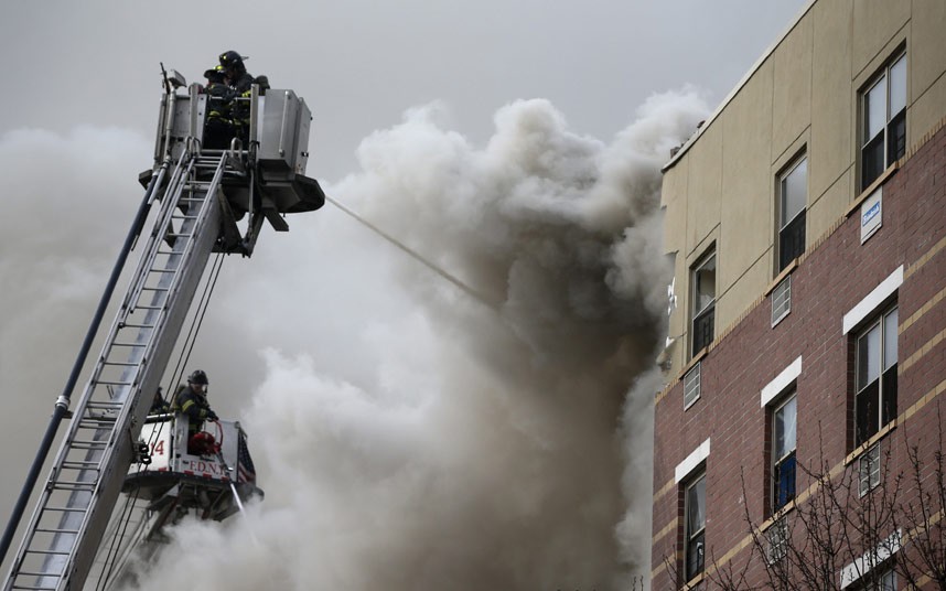 Hiện trường vụ sập tòa nhà ở New York