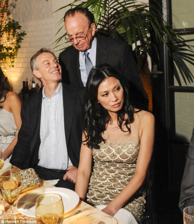 Thêm bằng chứng cựu Thủ tướng Anh Tony Blair ngoại tình