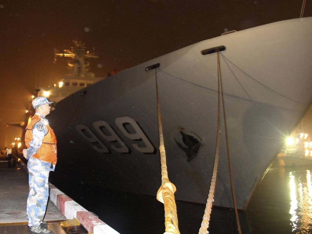 Hình ảnh các nước tìm kiếm máy bay Malaysia mất tích