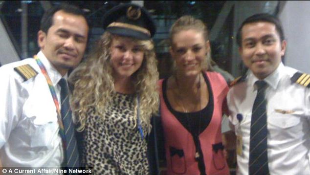 Chuyện tình dang dở của cơ phó MH370 và nữ phi công xinh đẹp