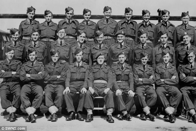 Chiêm ngưỡng bảo tàng quân sự của bé trai 7 tuổi