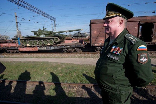 Cận cảnh vũ khí hạng nặng Nga vừa đến Crimea