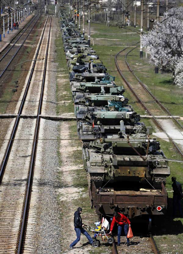 Cận cảnh vũ khí hạng nặng Nga vừa đến Crimea