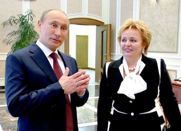Tổng thống Putin đã hoàn tất thủ tục ly hôn