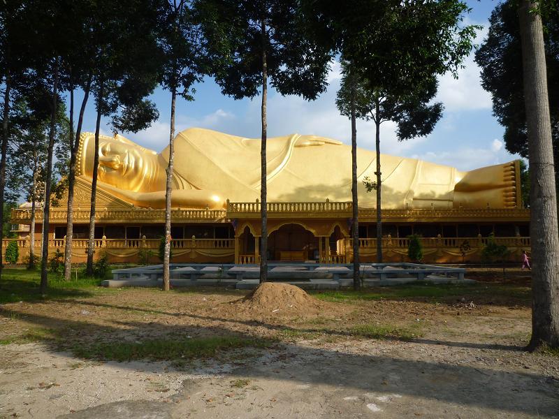 Tuổi thơ cơ cực của đại gia Trầm Bê