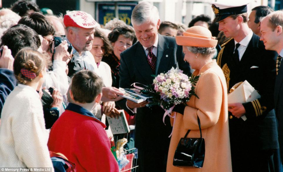 Những bức ảnh “độc” về gia đình hoàng gia Anh